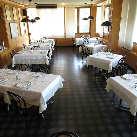 Hotel Ristorante Tre Galletti Сассо-Марконі Екстер'єр фото